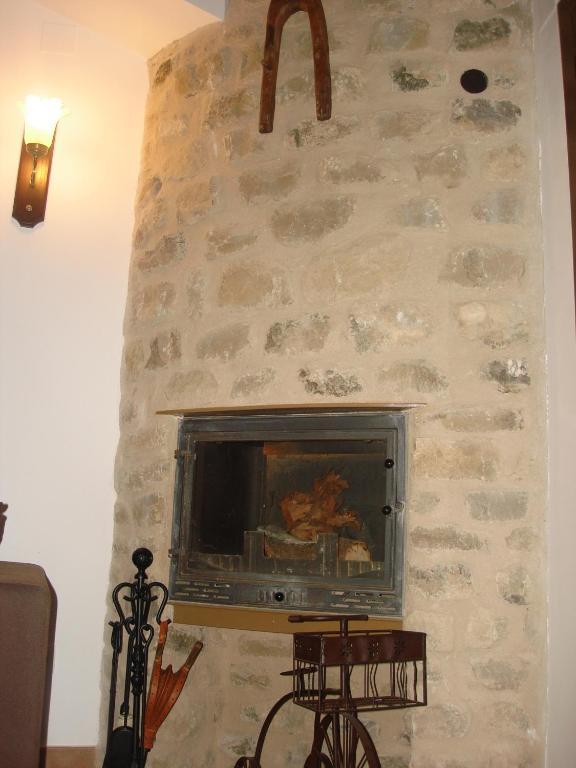 Casa Valles Adahuesca Bilik gambar